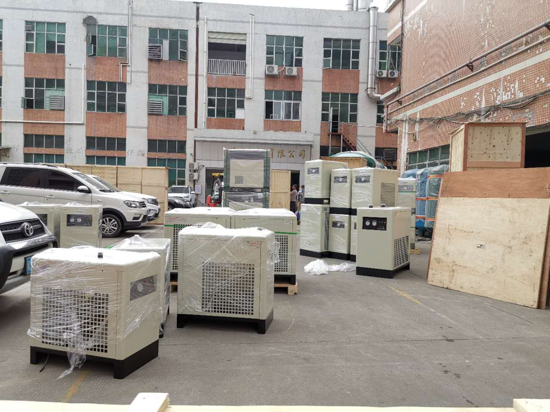 Secador incorporado de compresor de tornillo integral integrado de 90kw